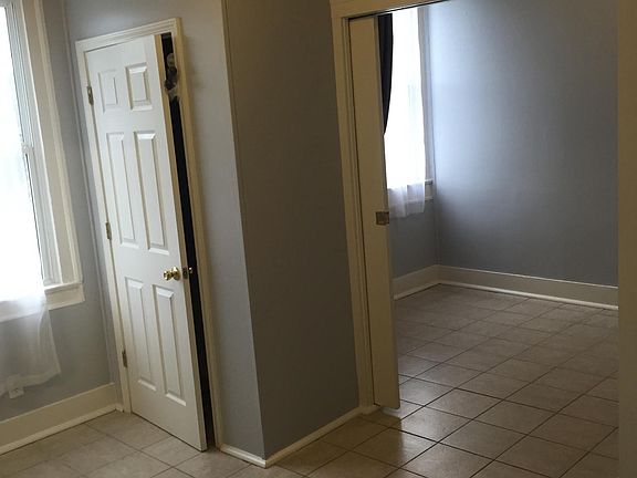 5th image of 1428 Joliet St #A