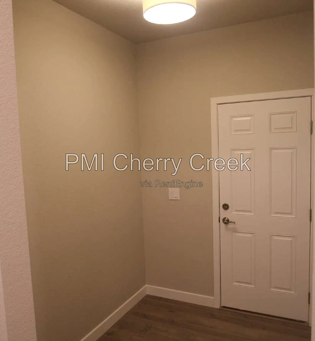 3 bed, 2.5 bath, 1735 sqft, $2,825 — Photo 4