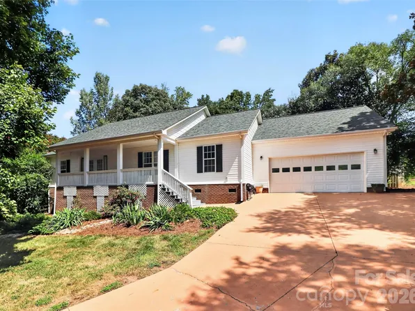 176 Toucan Rd, Mooresville, NC 28117