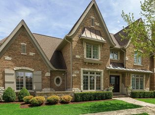 707 S Chatham Ave, Elmhurst, IL 60126