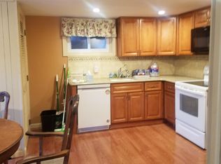 224 Central Park Rd, Plainview, NY 11803