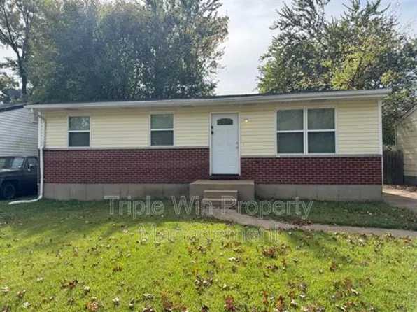 1372 Farmview Ave, Saint Louis, MO 63138