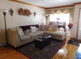 30 Altavista Ct, Staten Island, NY 10305
