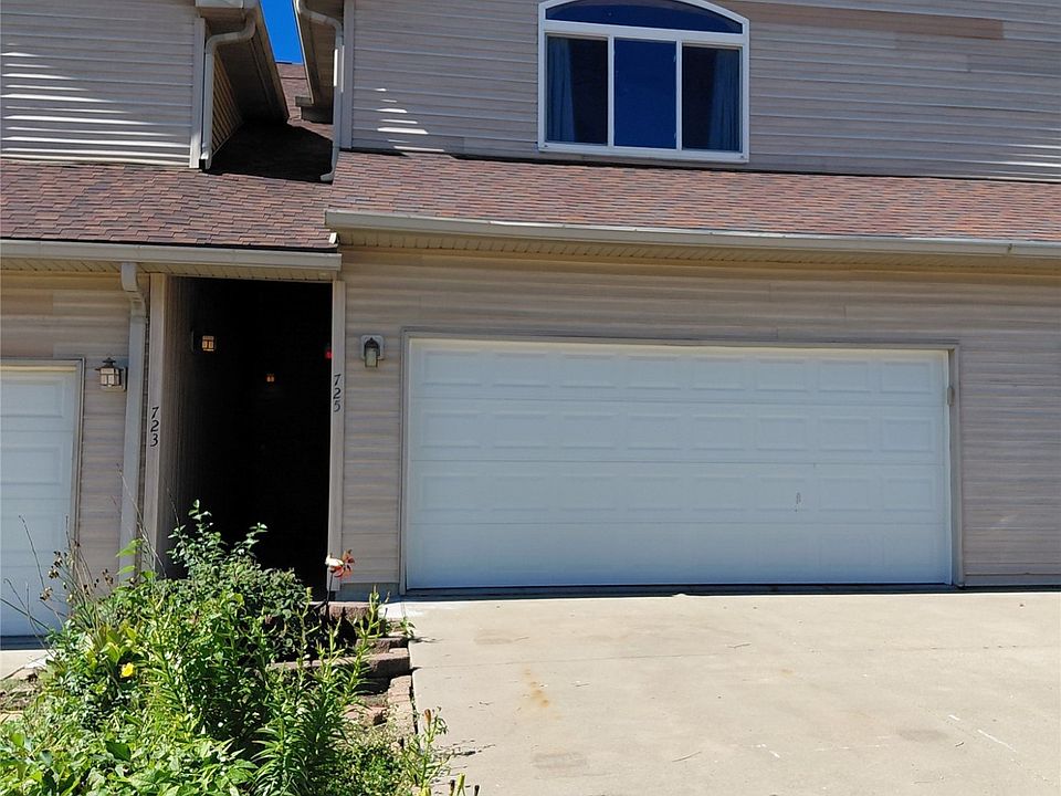 1st image of 725 Kitterman Cir