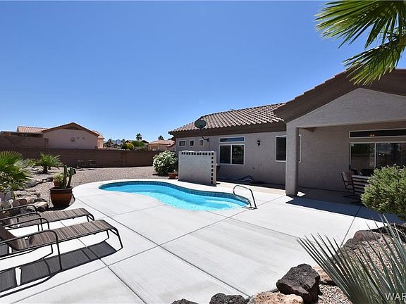 4th image of 2317 Brookfield Dr