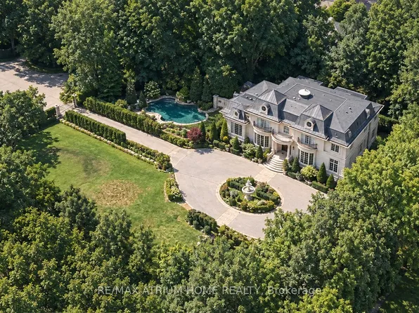 9 Legacy Ct, Toronto, ON M2L 2Y7