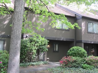 11612 E Briar Patch Dr, Midlothian, VA 23113