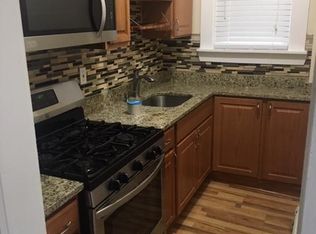 31 Beach St APT 1, Haverhill, MA 01832