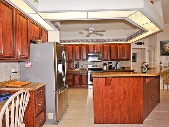 5th image of 2453 Sanibel Blvd