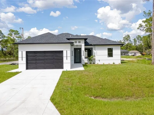 706 W 11th St, Lehigh Acres, FL 33972