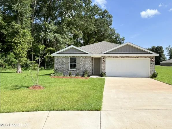119 Jaden Ct, Lucedale, MS 39452