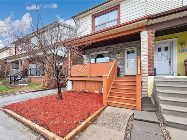1867 Dufferin St, Toronto, ON M6E 3P5