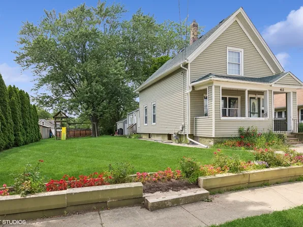 412 Moseley St, Elgin, IL 60123