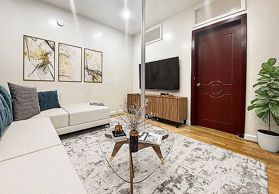 2nd image of 214 W 109th St APT 3d