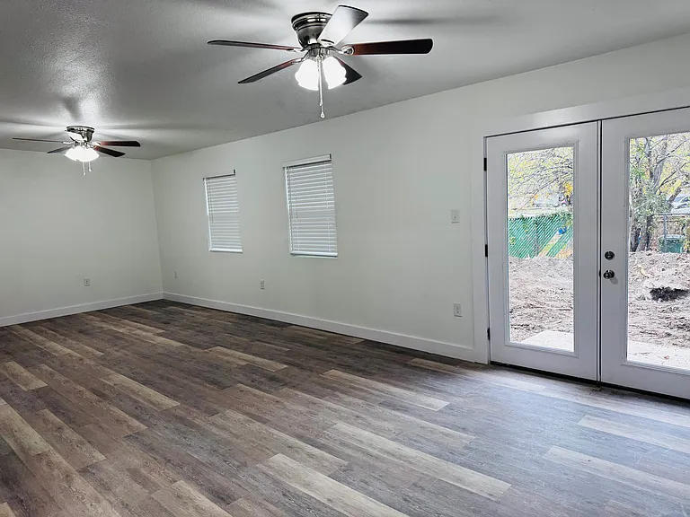 4603 Guadalajara Dr — Photo 3