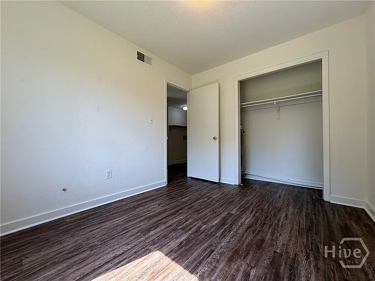 2835 Cherokee Rd — Photo 18