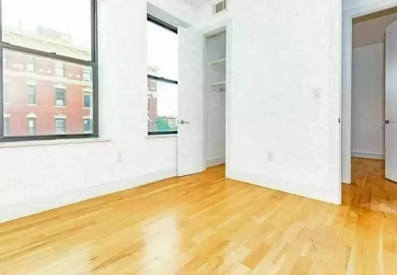 4th image of 54 Lewis Ave #3FF