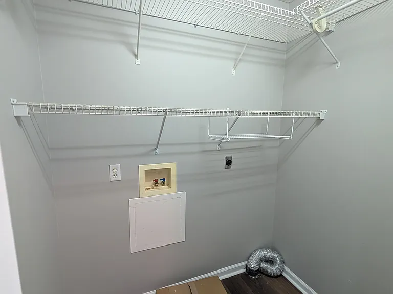 116 Paxton Ct — Photo 13