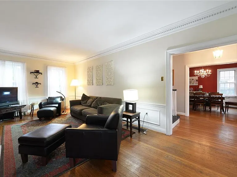 31 Algonquin Wood Pl — Photo 5