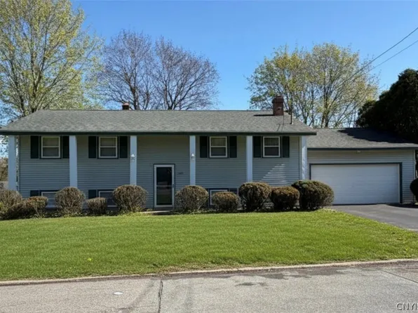 2205 Portal Rd, Utica, NY 13501