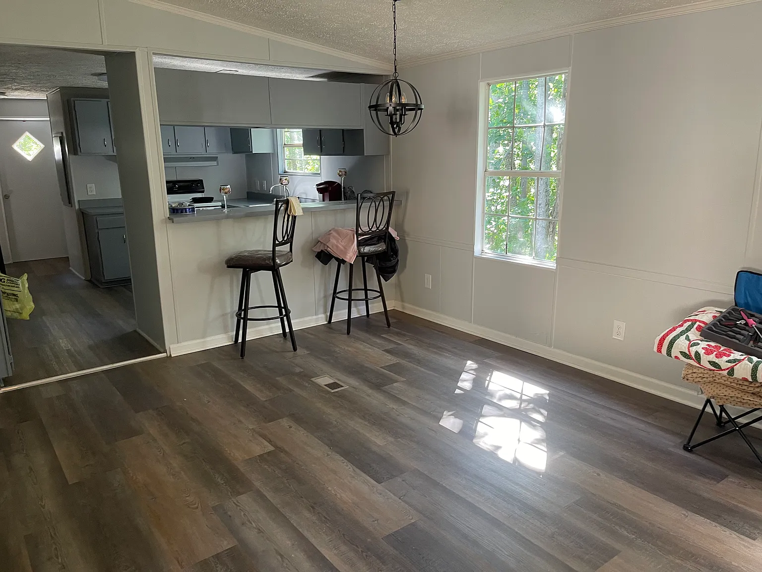 3 bed, 2.5 bath, 1512 sqft, $1,900 — Photo 2