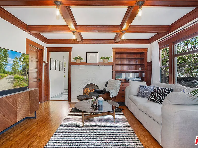 1421 N Alvarado St — Photo 7