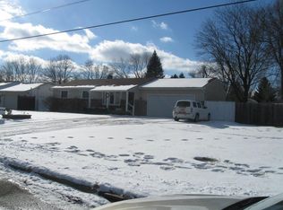 4065 Sam Snead Dr, Flint, MI 48506