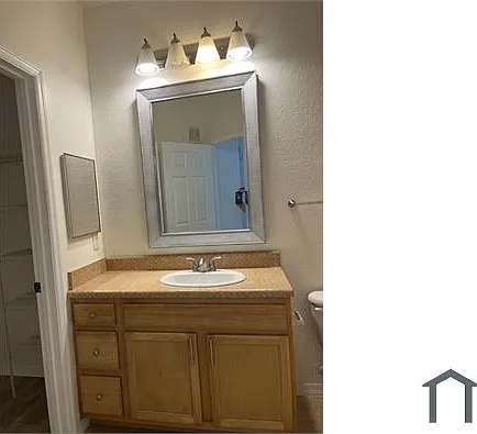 10101 Courtney Palms Blvd #101 — Photo 10
