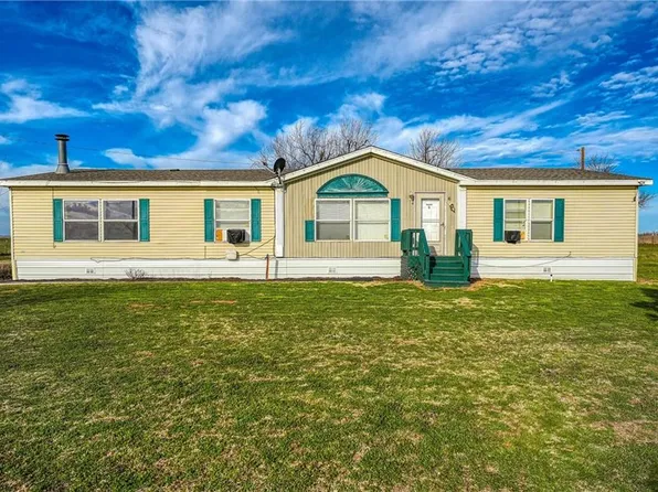 17637 Ns County Rd #216, Tipton, OK 73570