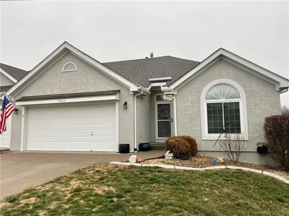 9613 N Locust Dr, Kansas City, MO 64155