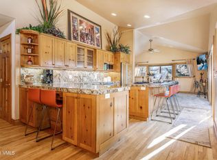 21 Hackamore Rd E, Edwards, CO 81632