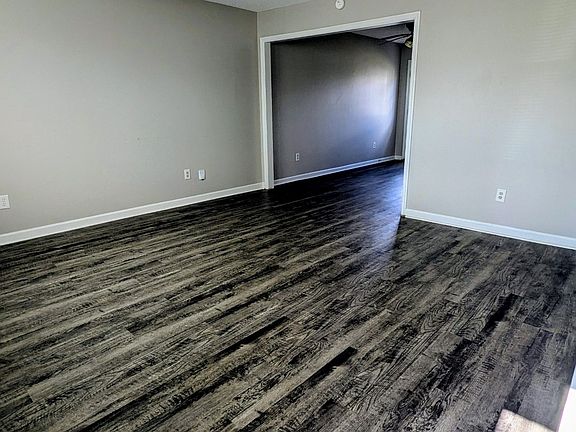3rd image of 310 A&b N James M Campbell Blvd