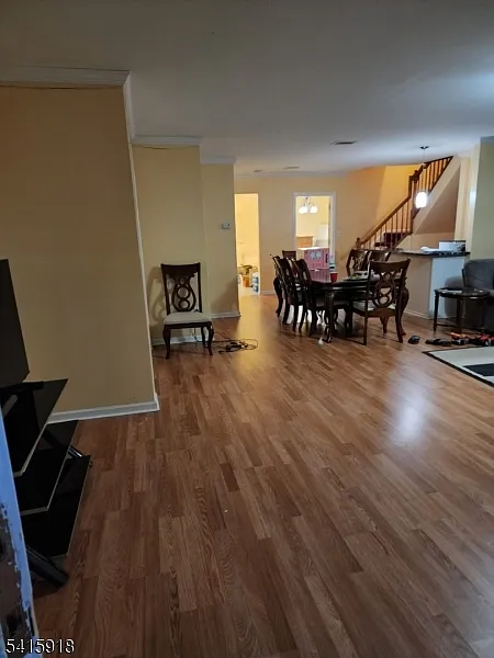 5 bed, 2.0 bath, $3,450 — Photo 3