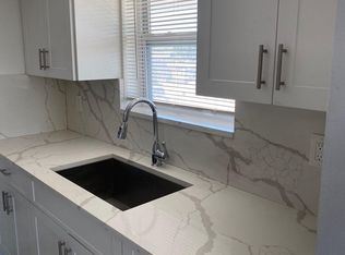 1150 E Sample Rd APT 302, Pompano Beach, FL 33064