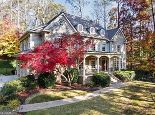 1015 Nawench Dr NW, Atlanta, GA 30327