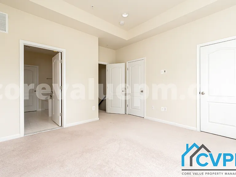 1216 Acorn Ln — Photo 16