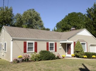 114 Garden Rd, Shrewsbury, NJ 07702