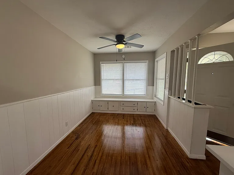 2421 W Lydia Ave — Photo 5