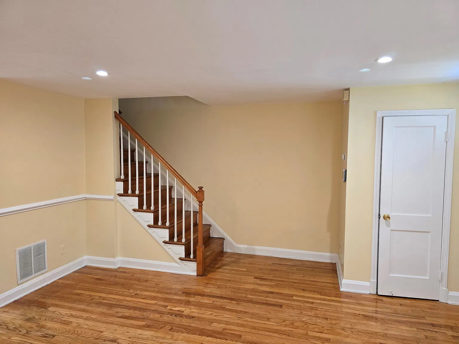 Charming Townhome in Parkside 4608 Parkside Dr, Baltimore, MD 21206 — Photo 4
