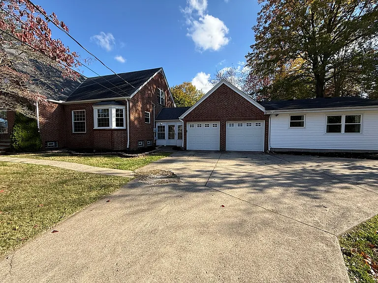 30871 Lorain Rd — Photo 4