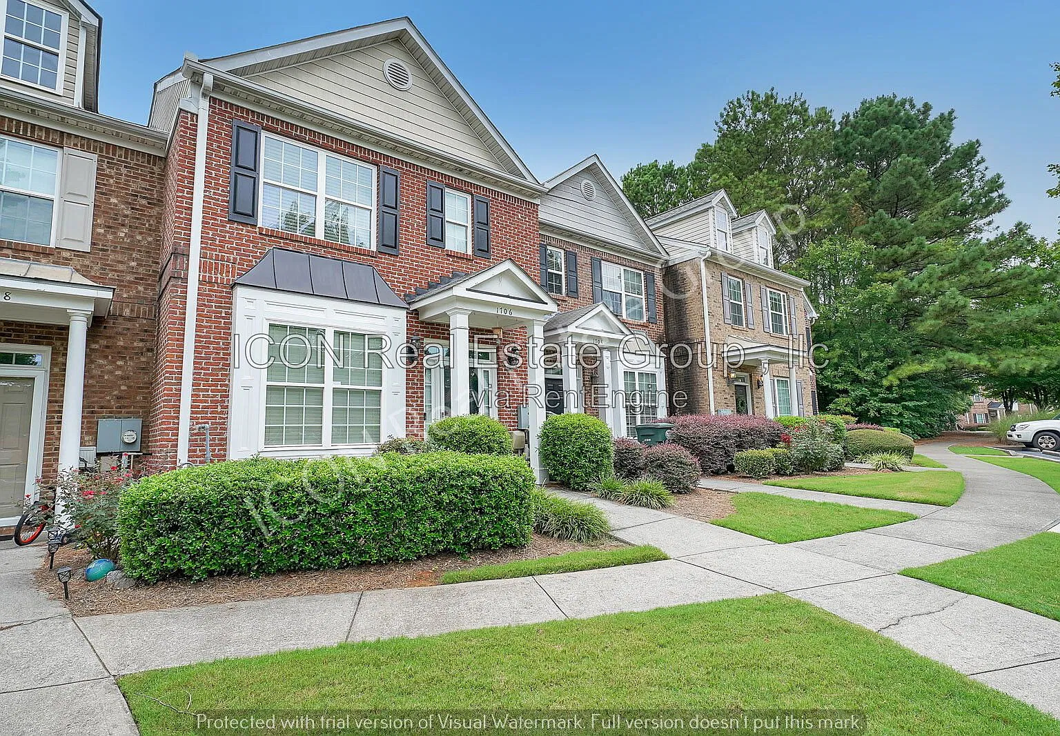 3 bed, 2.5 bath, 1448 sqft, $2,200 — Photo 2
