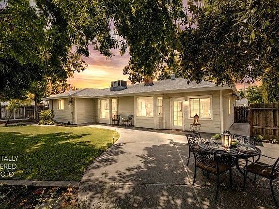 3rd image of 4524 Morpheus Ln