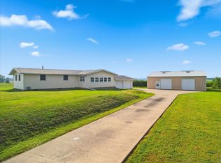 15661 Moline Rd, Lyndon, IL 61261