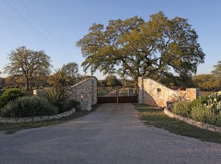 701 Autumn Ln, Dripping Springs, TX 78620