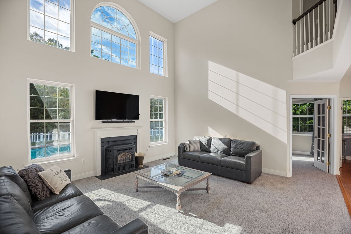 next background image