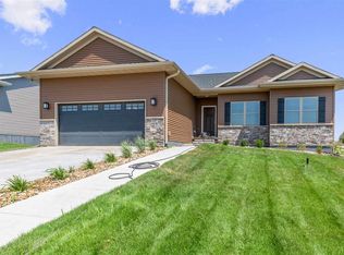 602 Fawn Ave, Tiffin, IA 52340