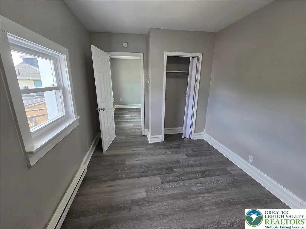1 bed, 1.0 bath, 336 sqft, $1,100 — Photo 4