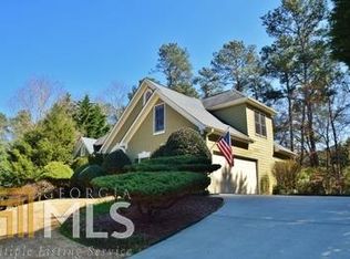 2820 Sawnee View Dr, Cumming, GA 30040