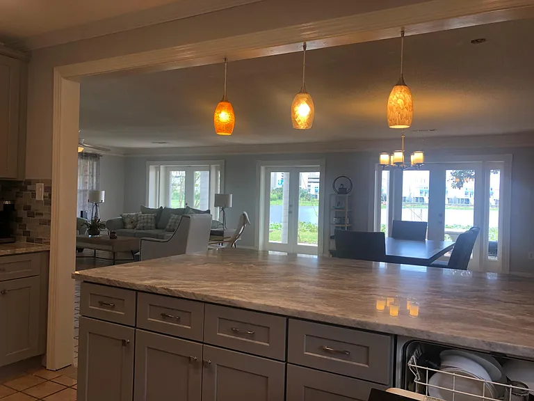 230 Lakeview Cir — Photo 10