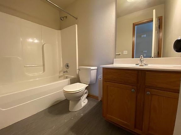 3rd image of 117 SE Rock Garden Ln #117